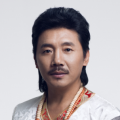免费国产成高清人在线视频